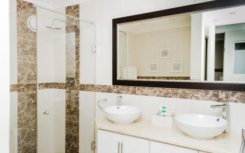 To Let 2 Bedroom Property for Rent in Dolphin Beach Western Cape